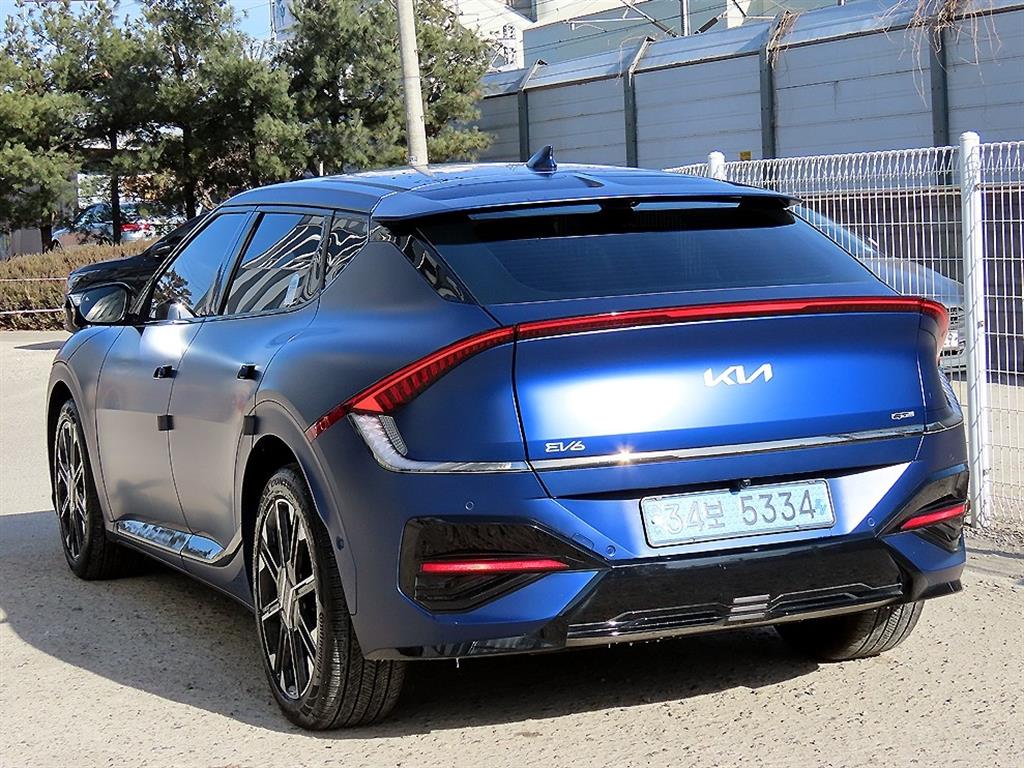 KIA EV6 - Vista 3
