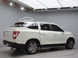 Ssangyong Rexton - Vista 8