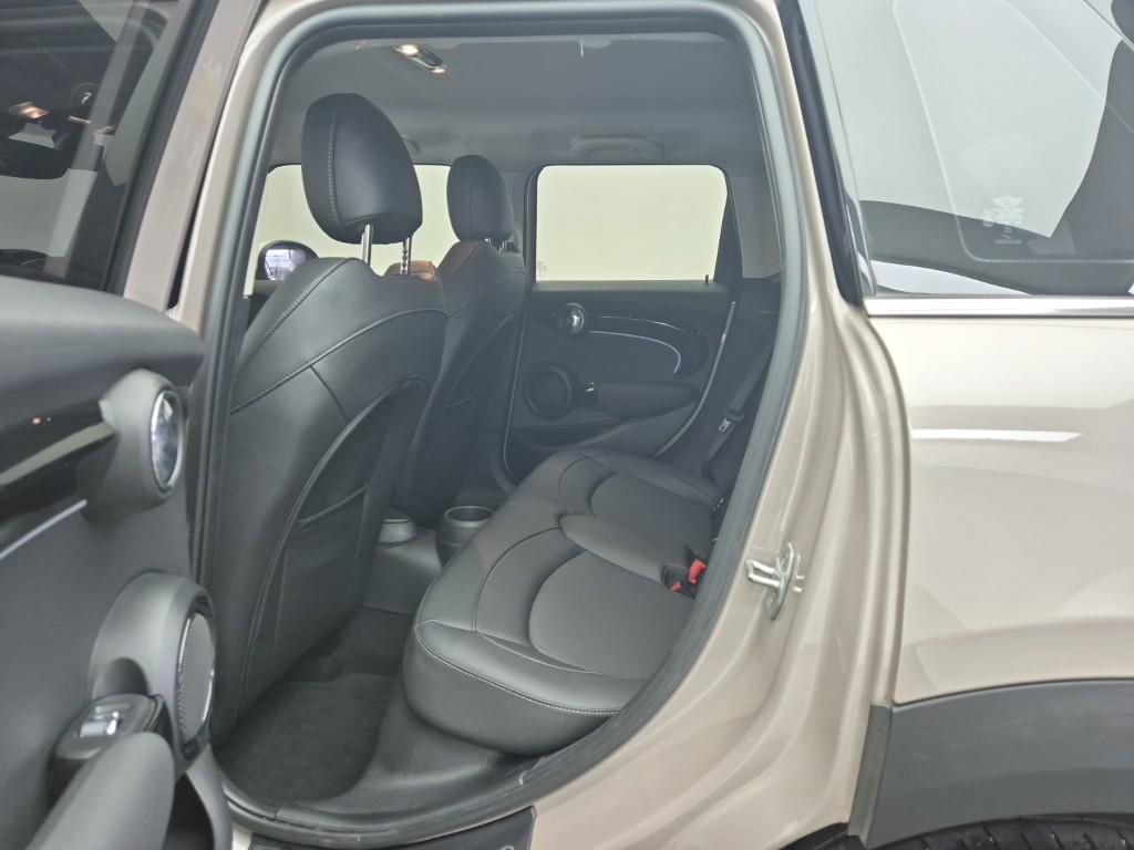 Mini Cooper - Vista 12