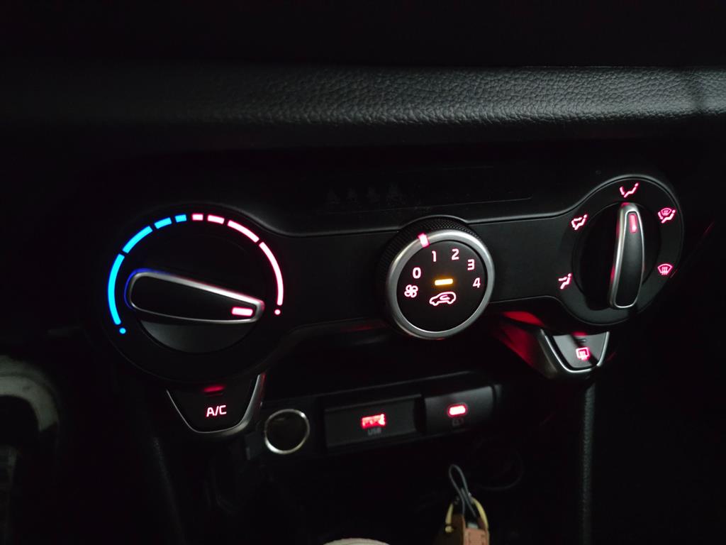 KIA Morning - Vista 11