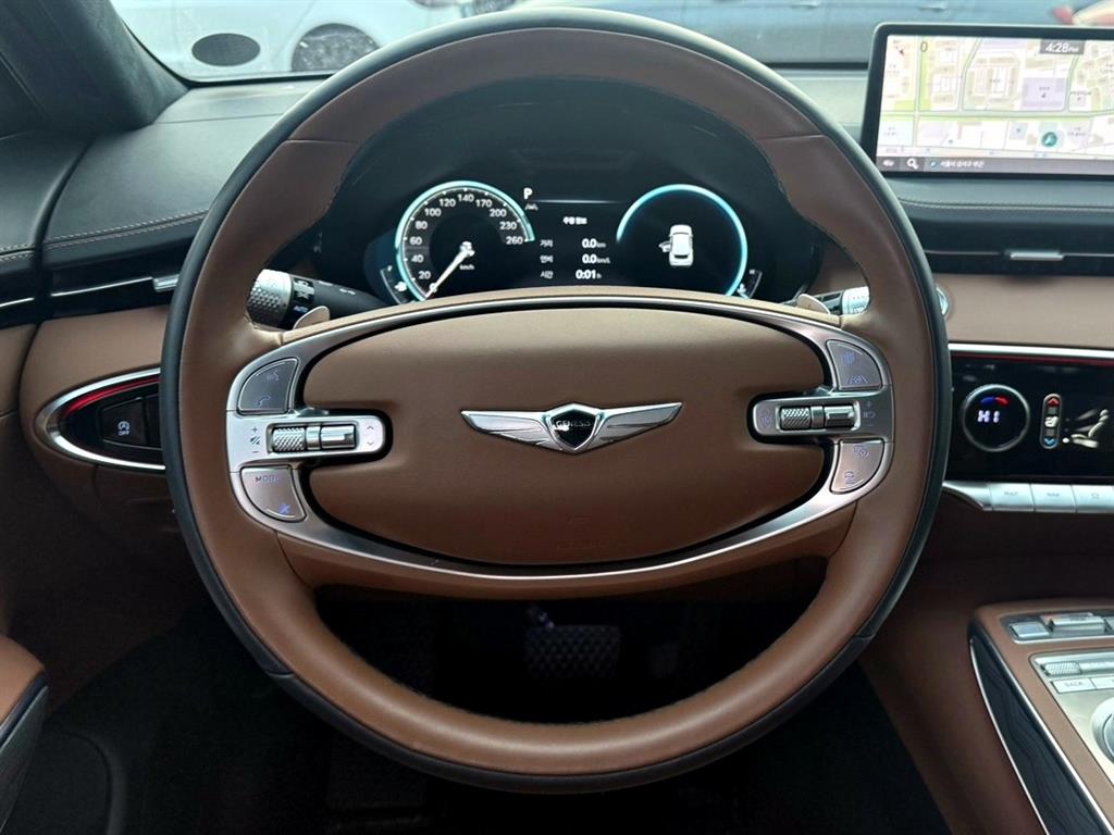 Genesis GV70 - Vista 9