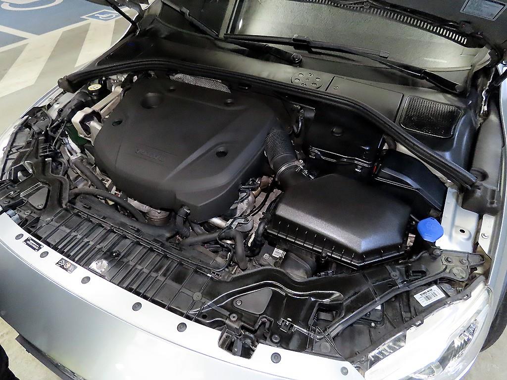 Volvo V60 2016 Plateado - Importación desde Corea - HF Imports Iquique - Foto 19