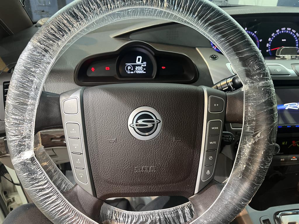 Ssangyong Korando 2014 Blanco - Importación desde Corea - HF Imports Iquique - Foto 13