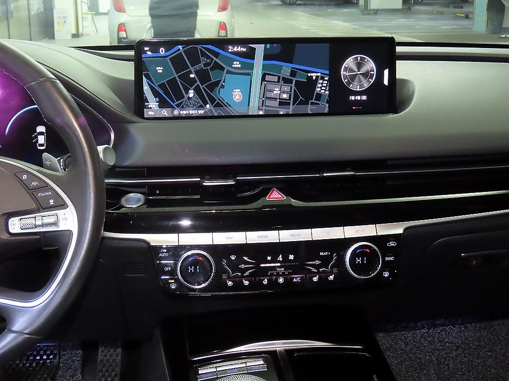 Genesis G80 - Vista 11