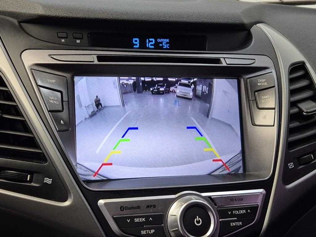 HYUNDAI Avante 2015 Blanco - Importación desde Corea - HF Imports Iquique - Foto 14