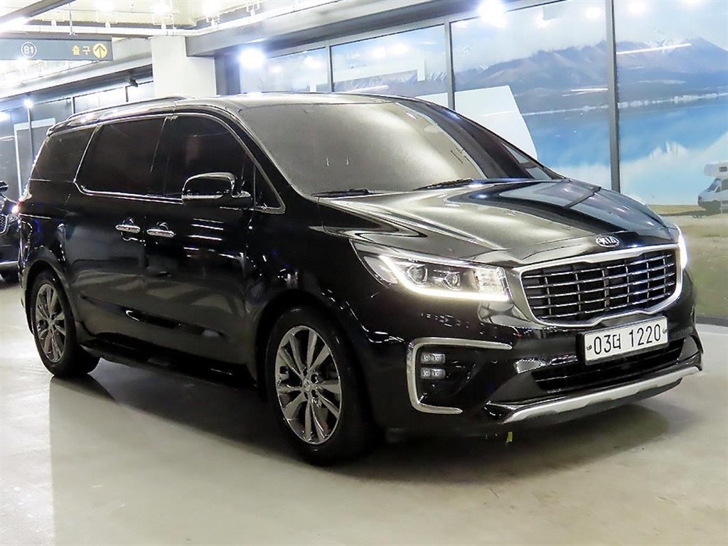 KIA Carnival 2019 Negro - Importación desde Corea - HF Imports Iquique - Foto 1