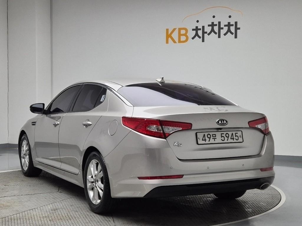 KIA K5 - Vista 4