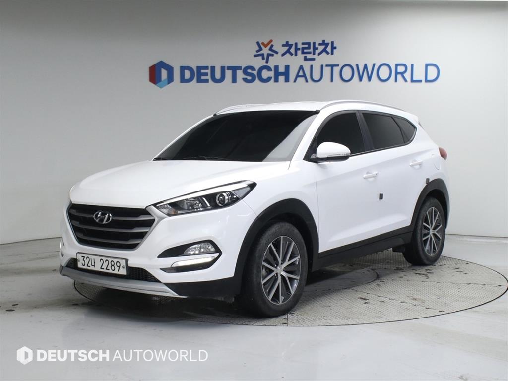 HYUNDAI Tucson 2017 Blanco - Importación desde Corea - HF Imports Iquique - Foto 1