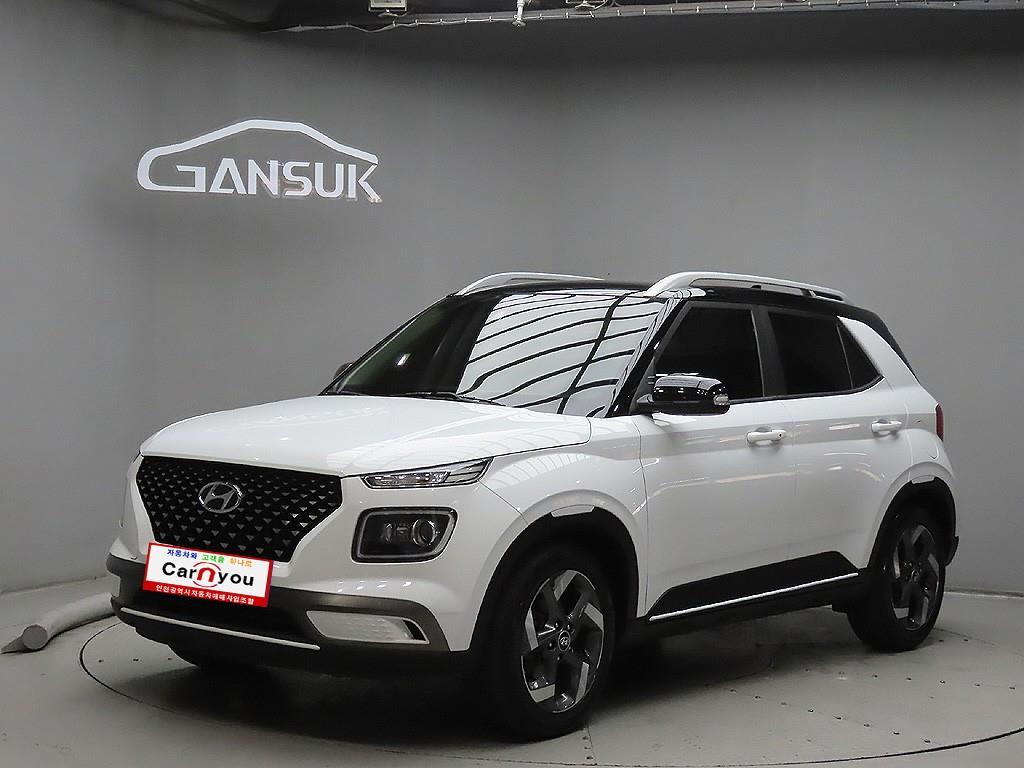 HYUNDAI Venue - Vista 3
