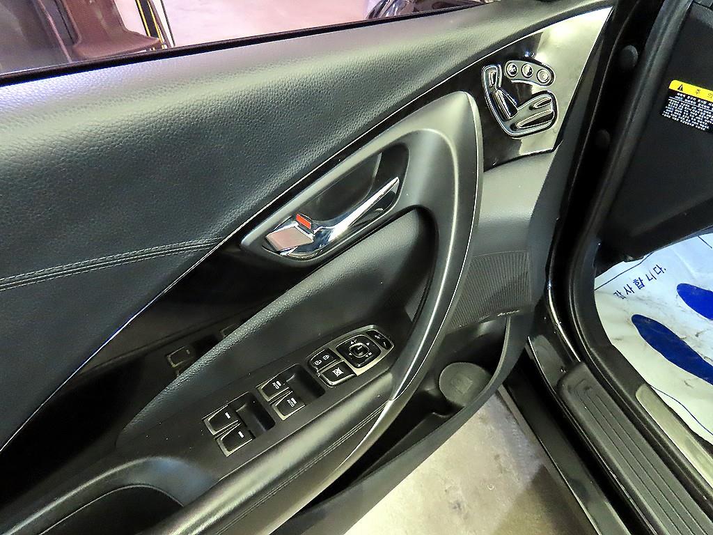 HYUNDAI Grandeur 2014 Negro - Importación desde Corea - HF Imports Iquique - Foto 13