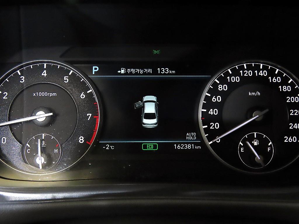 Genesis EQ900 - Vista 9