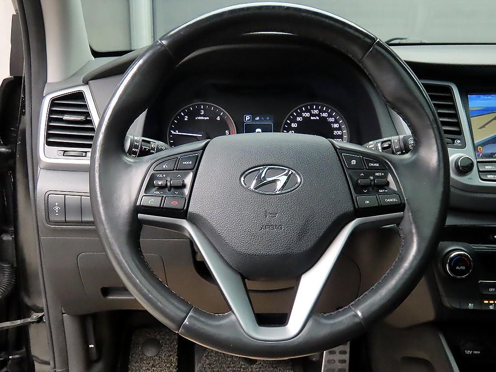 HYUNDAI Tucson - Vista 9