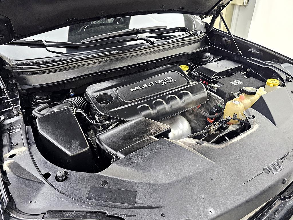 Jeep Cherokee - Vista 6