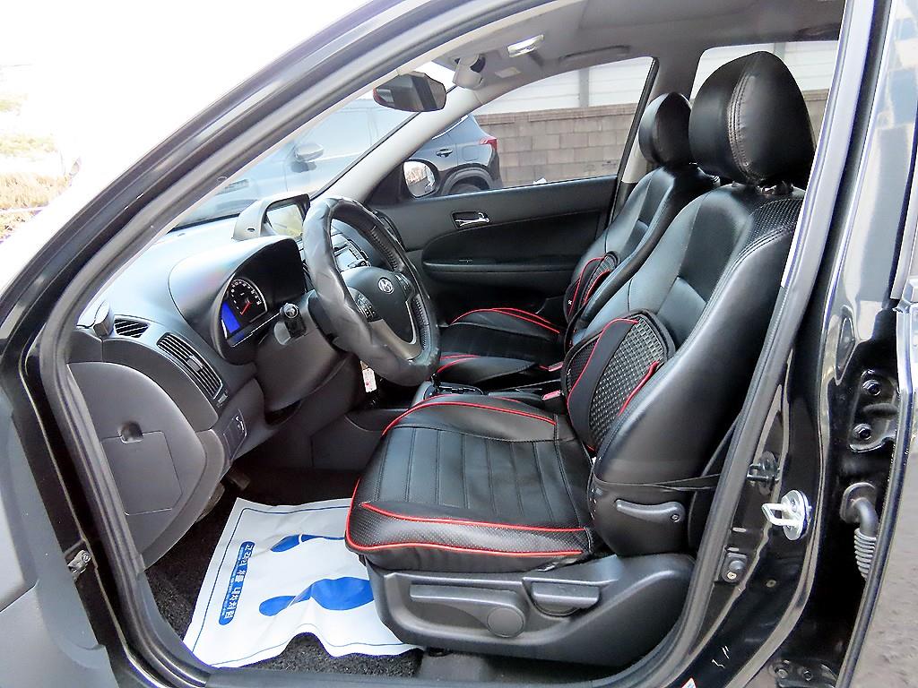 HYUNDAI i30 - Vista 5