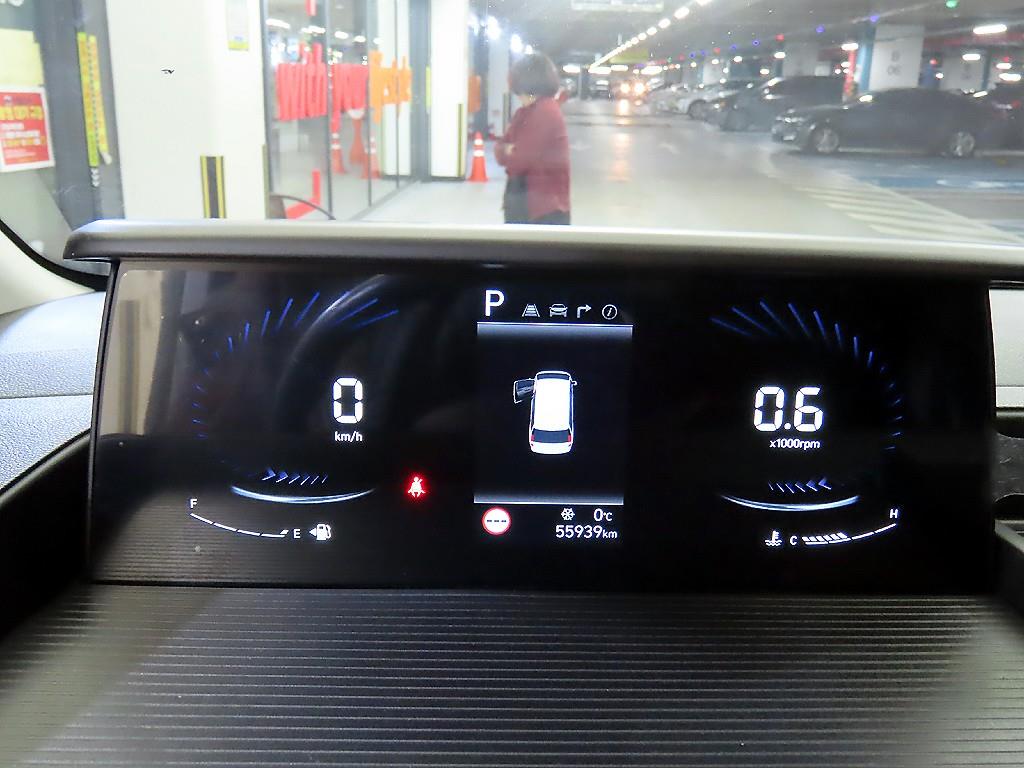 HYUNDAI Staria - Vista 9