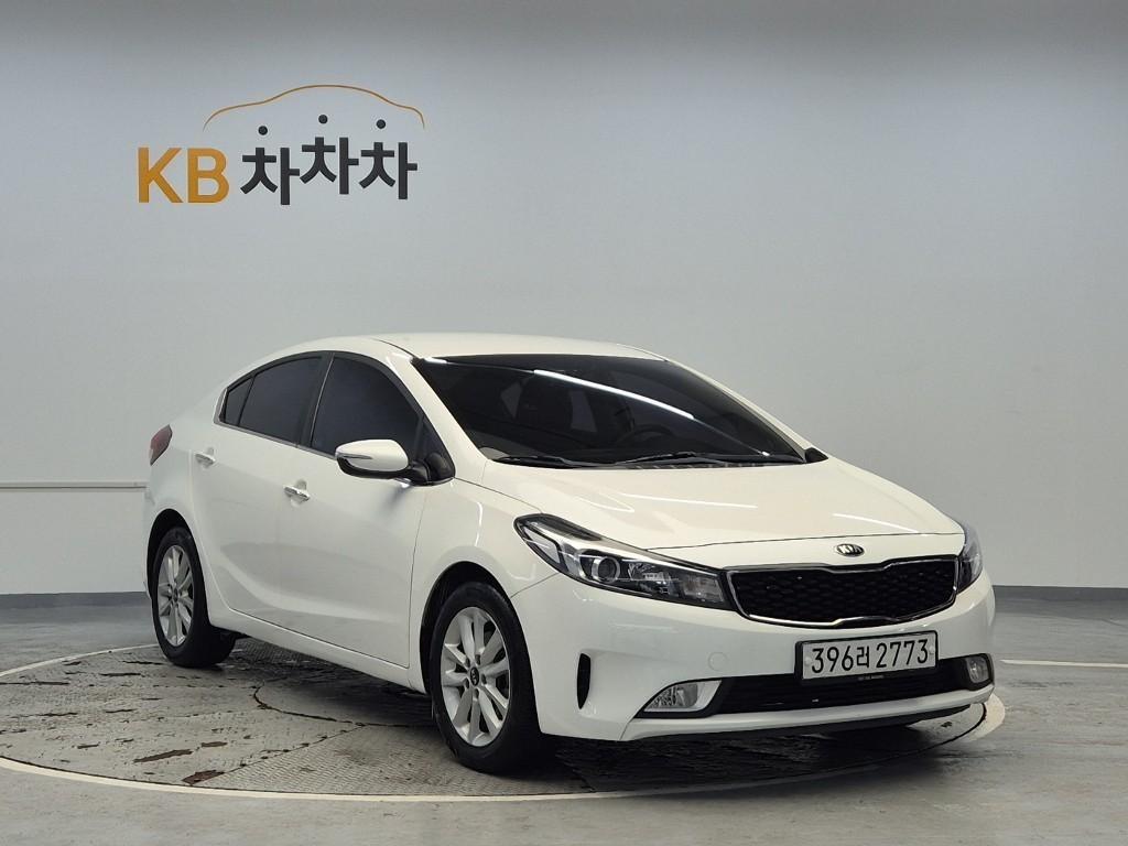 KIA K3 - Vista 4