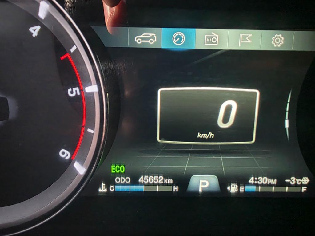 Ssangyong Rexton - Vista 8