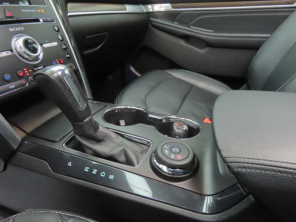 Ford Explorer - Vista 11