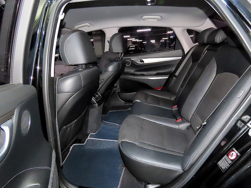 HYUNDAI Grandeur - Vista 7