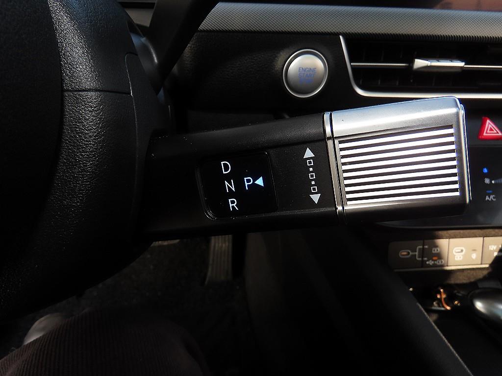 HYUNDAI Sonata - Vista 10