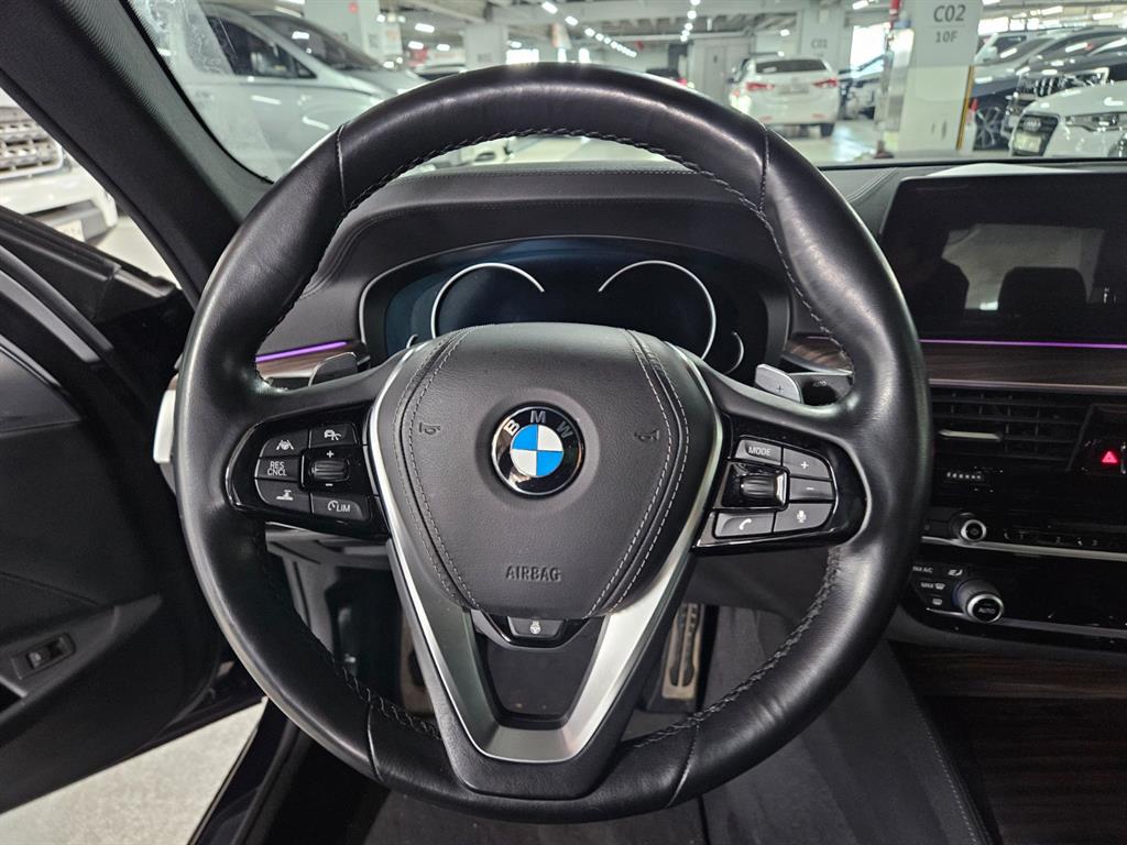 BMW 5 Series - Vista 11