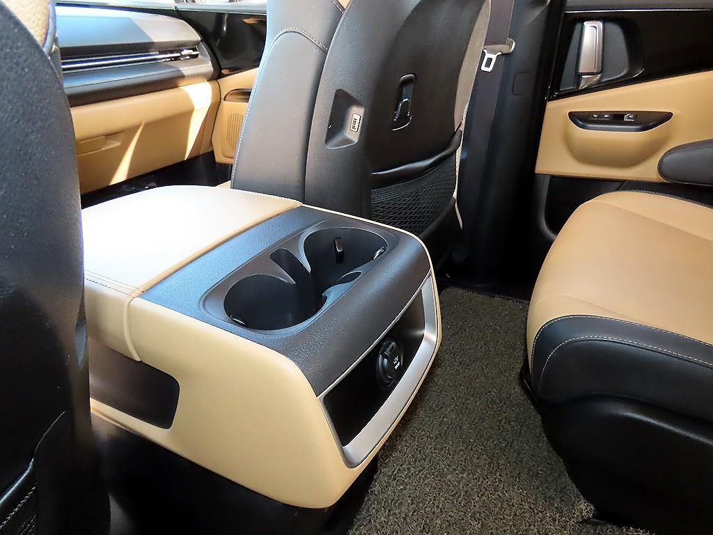 KIA Carnival 2021 Gris - Importación desde Corea - HF Imports Iquique - Foto 17