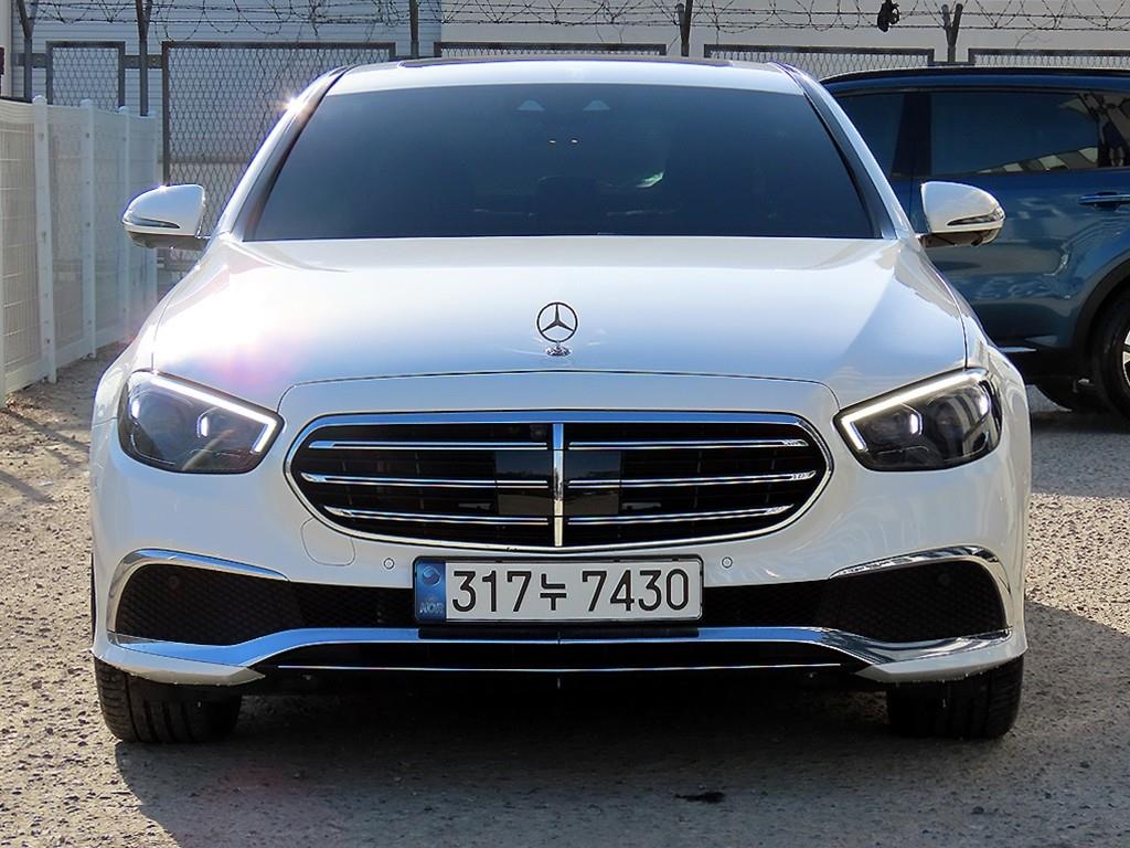 Mercedes Benz E class 2022 Blanco - Importación desde Corea - HF Imports Iquique - Foto 1