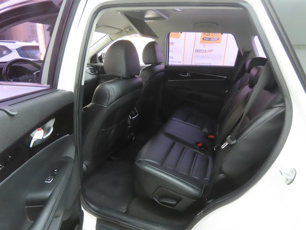KIA Sorento - Vista 6