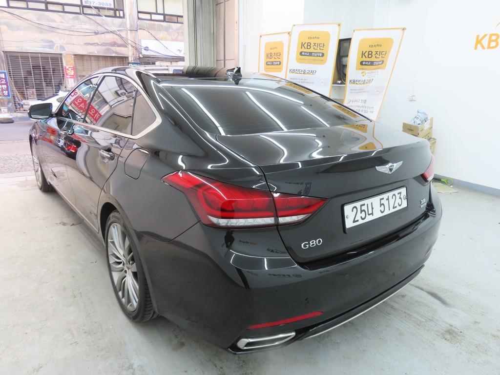 Genesis G80 - Vista 4