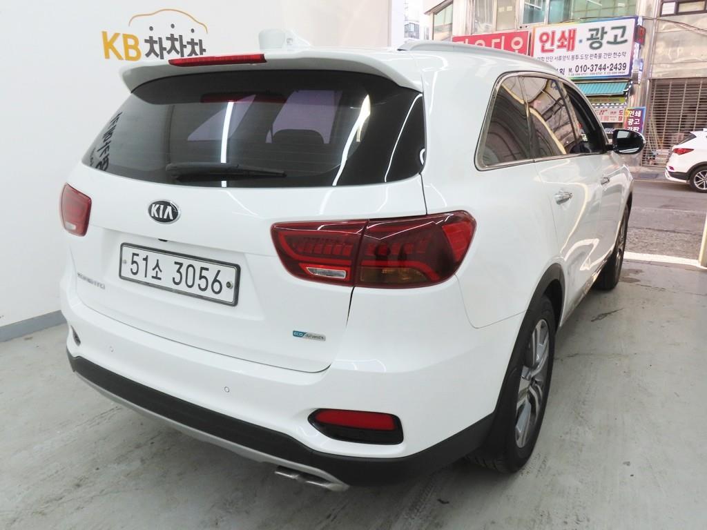 KIA Sorento - Vista 3