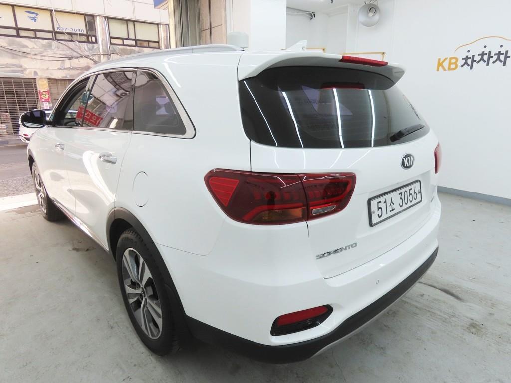 KIA Sorento - Vista 4