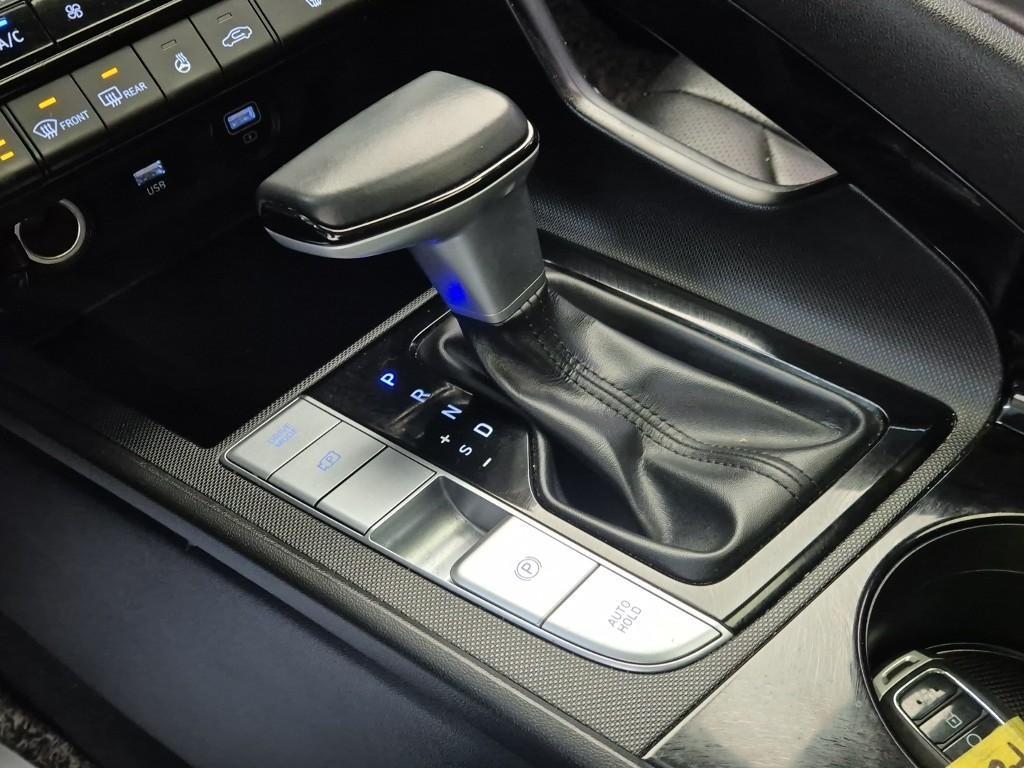 HYUNDAI Avante - Vista 8