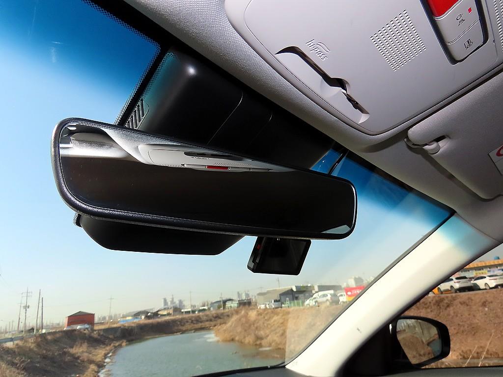 HYUNDAI Grandeur - Vista 12