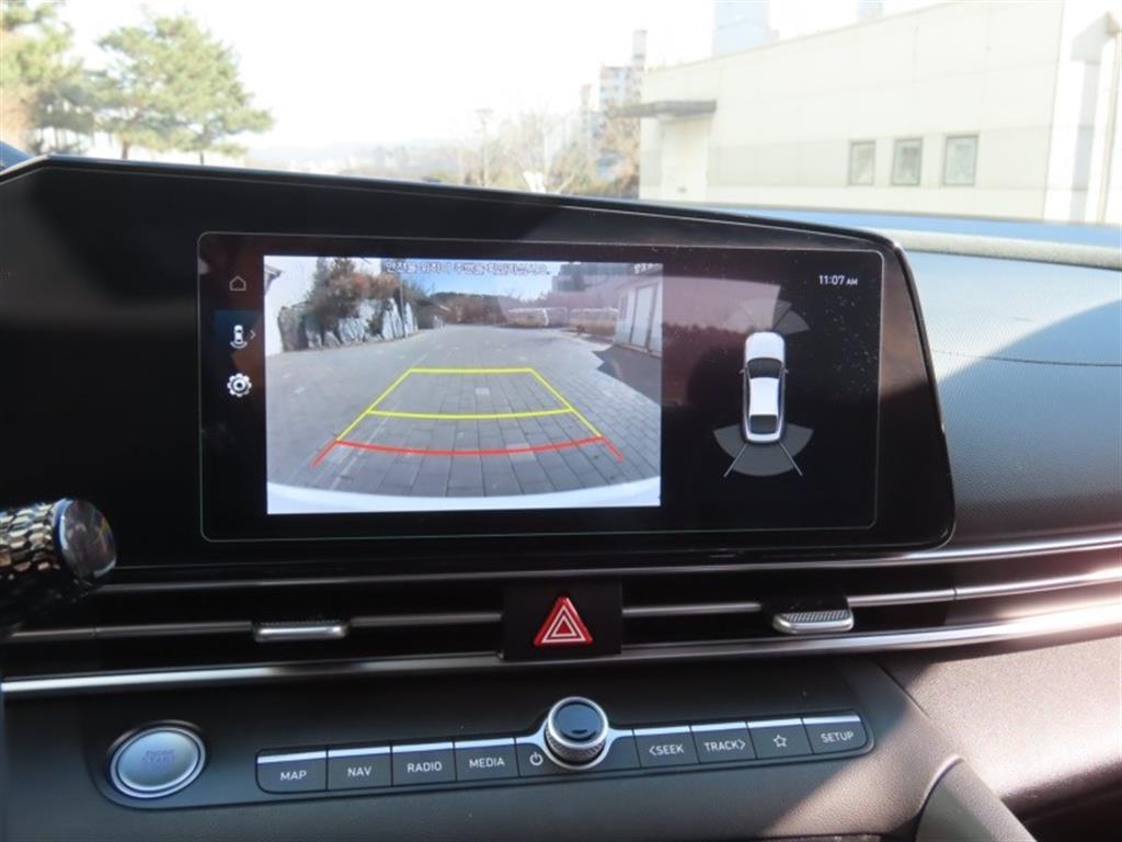 HYUNDAI Avante 2023 Blanco - Importación desde Corea - HF Imports Iquique - Foto 9