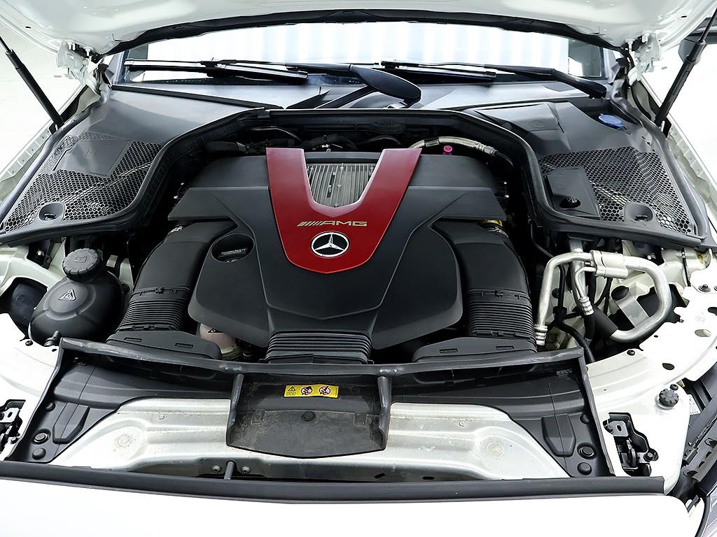 Mercedes Benz C Class 2018 Blanco - Importación desde Corea - HF Imports Iquique - Foto 9