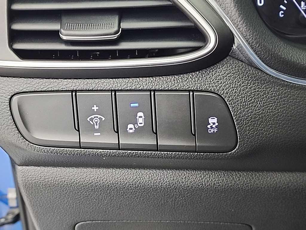 HYUNDAI i30 2017 Azul - Importación desde Corea - HF Imports Iquique - Foto 17