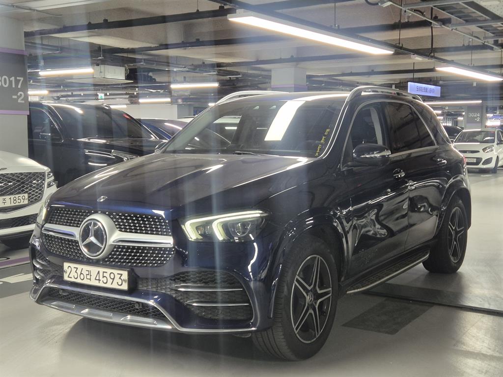 Mercedes Benz GLE Class - Vista 2