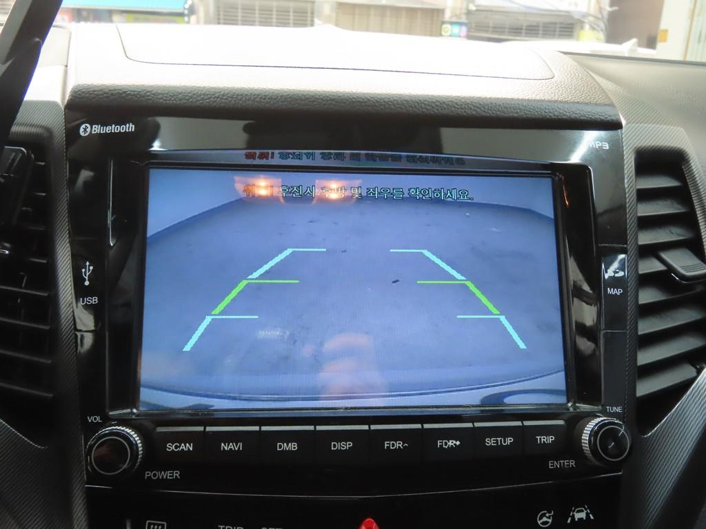 Ssangyong Tivoli 2017 Plateado - Importación desde Corea - HF Imports Iquique - Foto 16