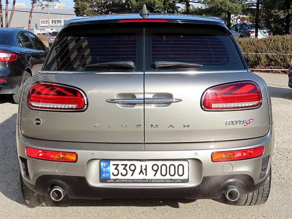 Mini Clubman - Vista 4