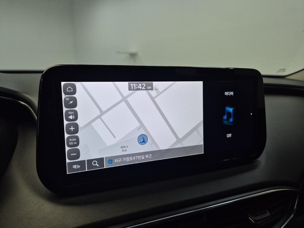 HYUNDAI Santa Fe 2023 Blanco - Importación desde Corea - HF Imports Iquique - Foto 13