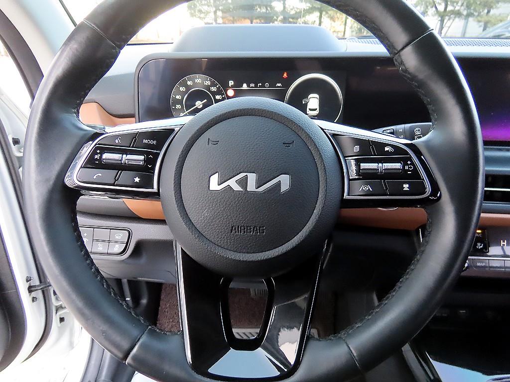 KIA Seltos - Vista 8