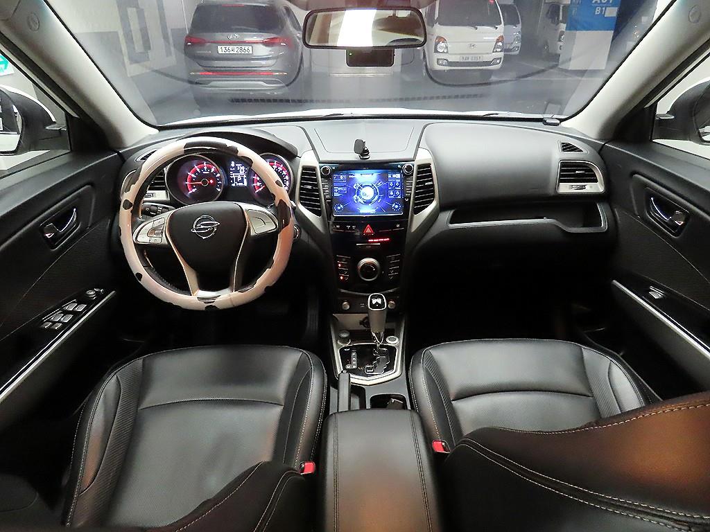 Ssangyong Tivoli - Vista 8