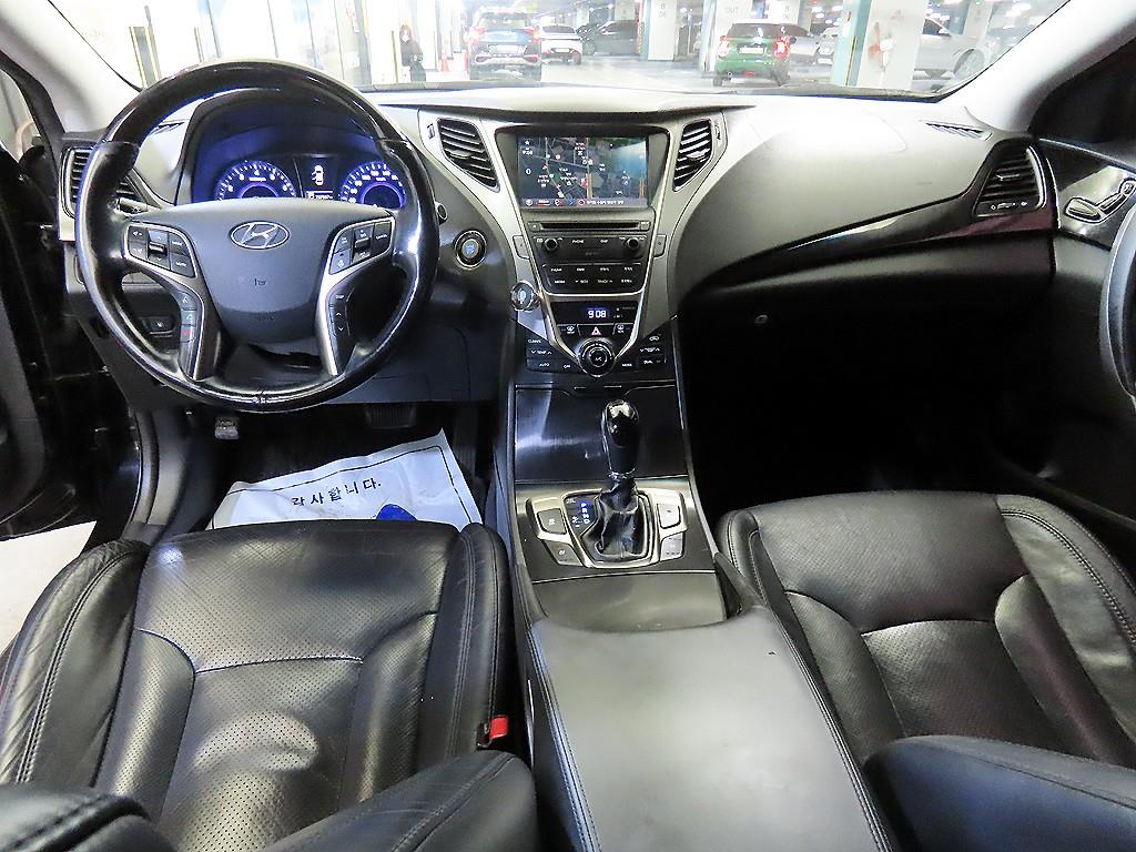 HYUNDAI Grandeur - Vista 10