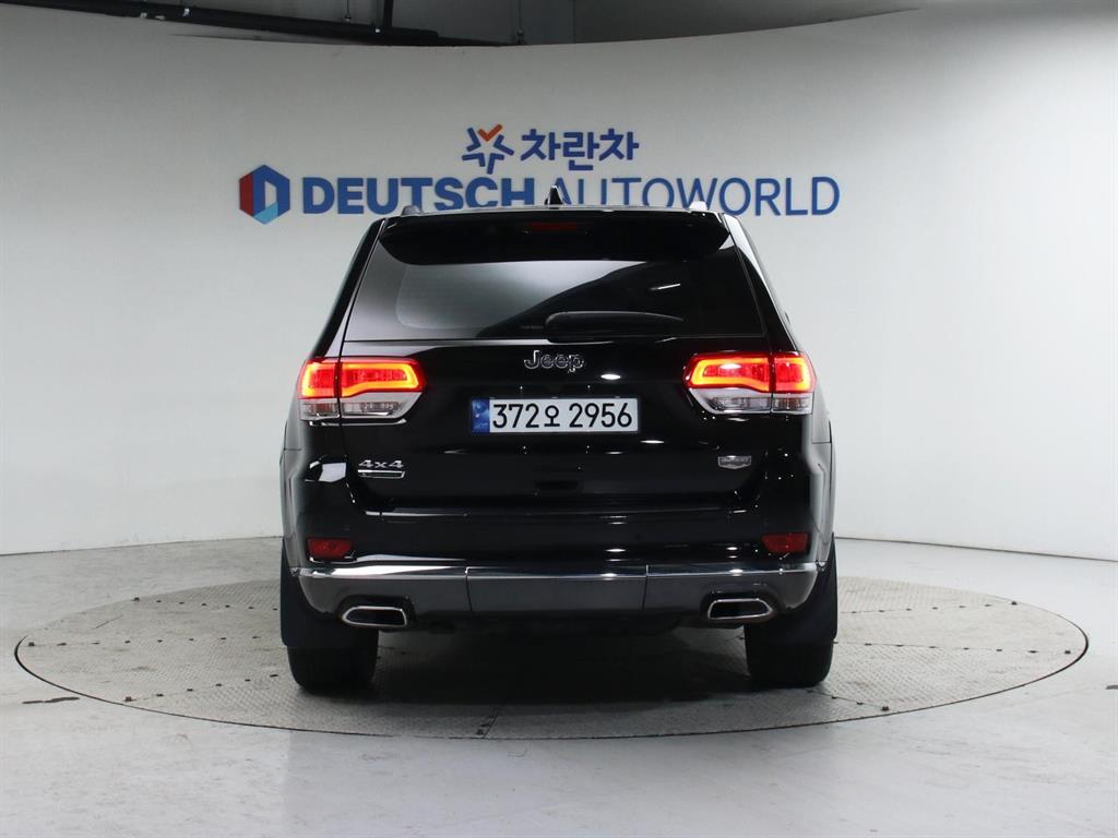 Jeep Cherokee - Vista 4