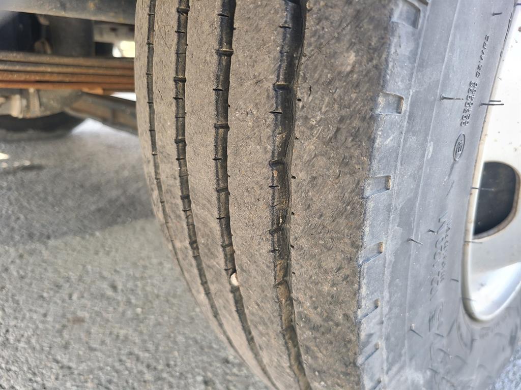 medium and large cargo truck 2021 Blanco - Importación desde Corea - HF Imports Iquique - Foto 14