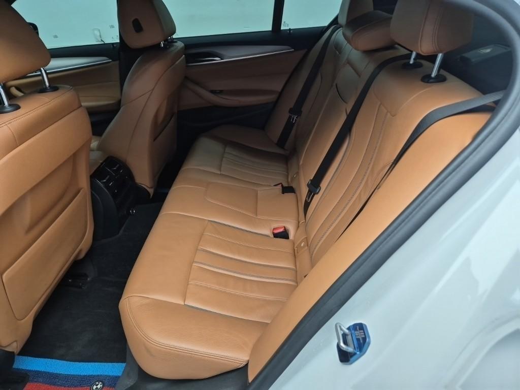 BMW 5 Series - Vista 12