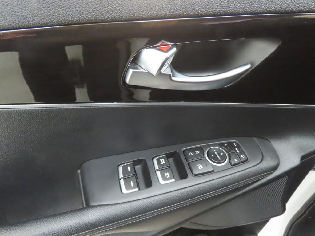 KIA Sorento - Vista 9