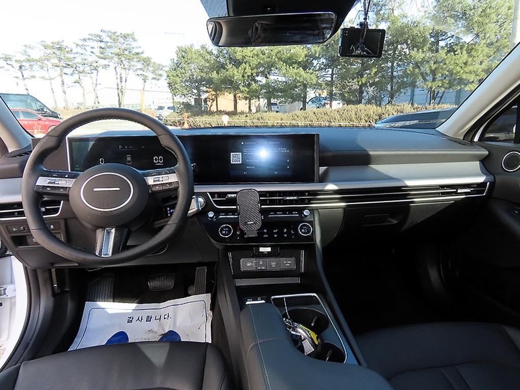 HYUNDAI Sonata - Vista 7