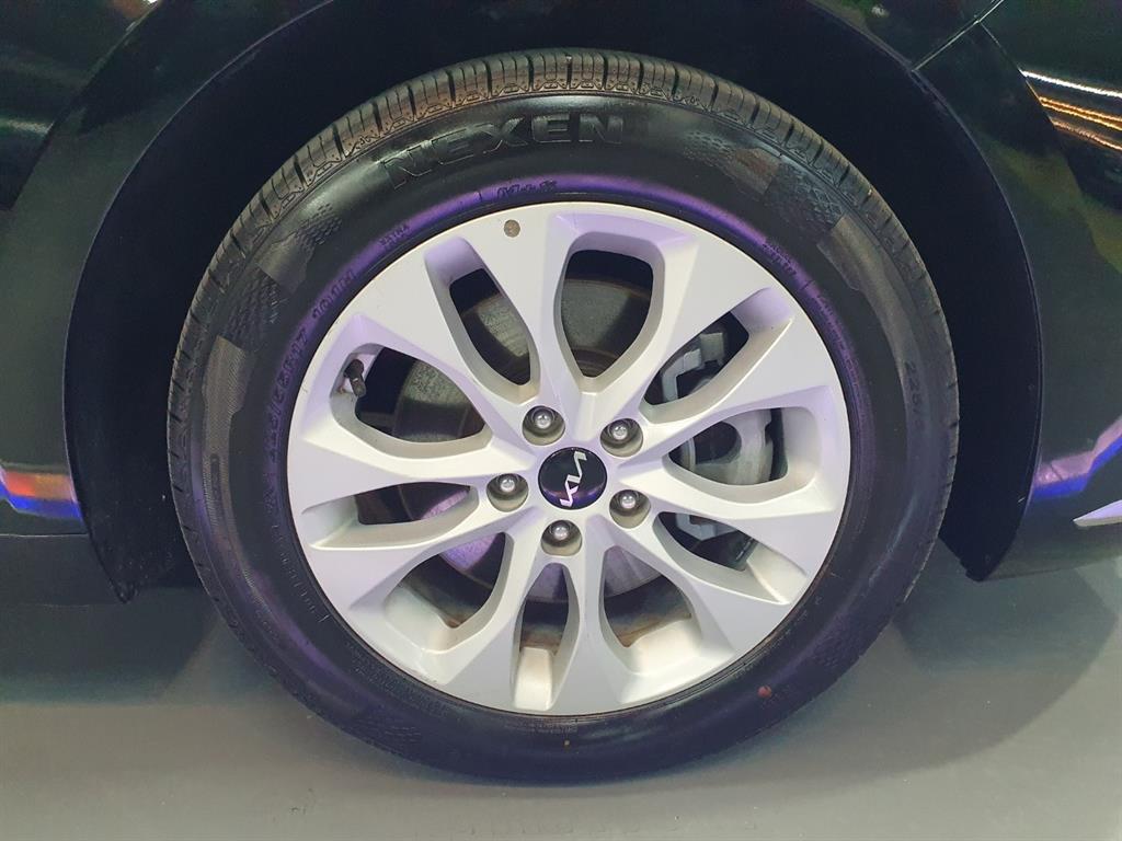 KIA K8 2023 Negro - Importación desde Corea - HF Imports Iquique - Foto 19