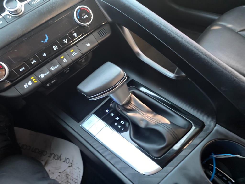 HYUNDAI Avante - Vista 9